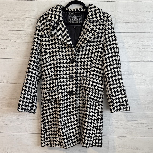 last kiss Jackets & Blazers - Last Kiss Black and White Houndstooth Pea Coat | SIZE L